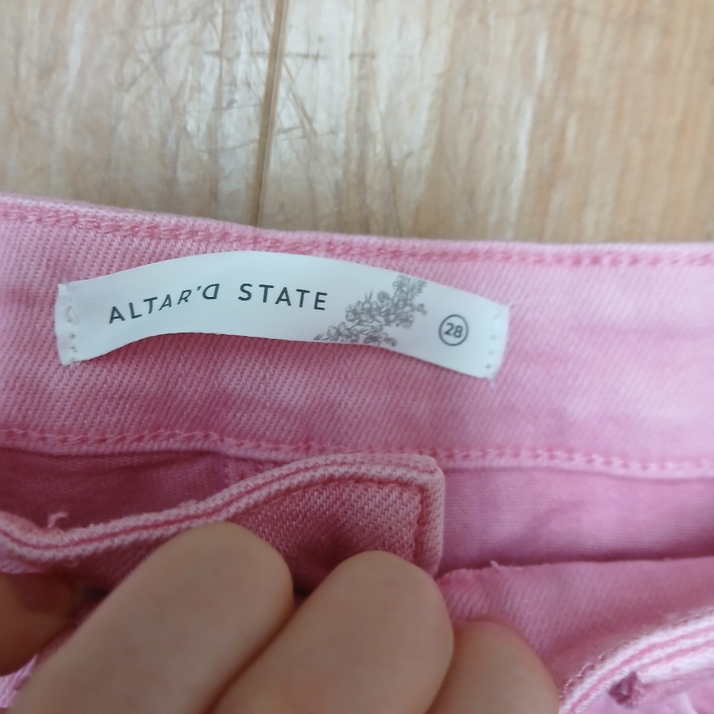 Altar'd State Pink Frayed Jean Shorts - Picture 2 of 3